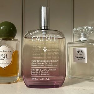 Caudalie smooth & glow elixir